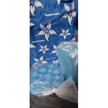 kotak makan tupperware