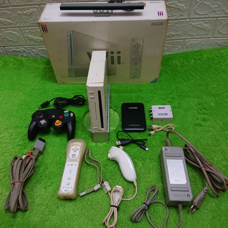 Jual Nintendo wii full Softmod hdd 500gb full ratusan game dan ribuan