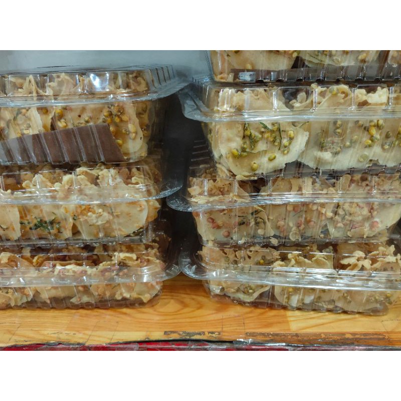 

Peyek mika teri / kacang / kacang hijau / kacang pedas / oleh oleh khas Magelang Temanggung Wonosobo