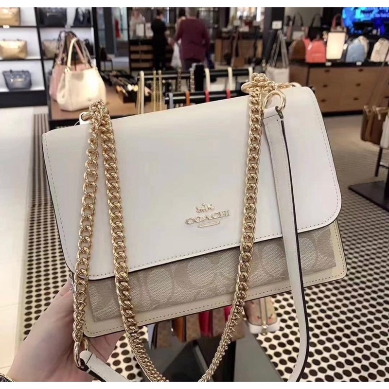 

pesanan sis violadara coach klare signature white