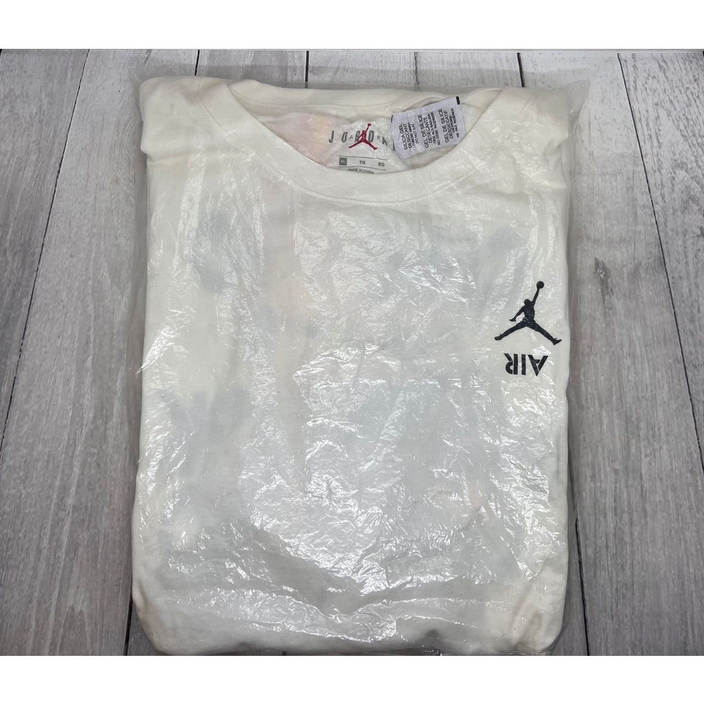 Kaos Pria lengan panjang Nike Jordan Legacy Aj4 Original CJ9077-100