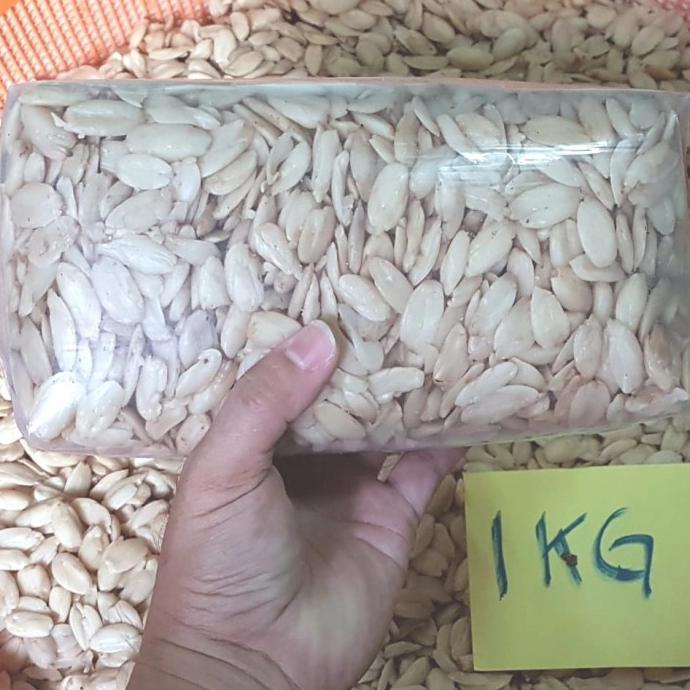 

TERBARU KENARI KUPAS UTUH ALMOND JAWA JAVA ALMOND KEMASAN 1 KG MAKANAN & MINUMAN