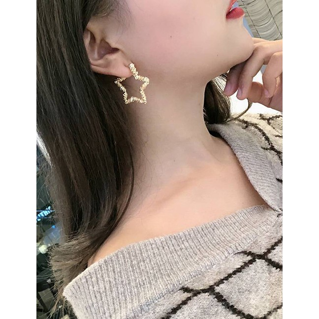 LRC Anting Tusuk Fashion Golden Metal Pentagram Stud Earrings D73175