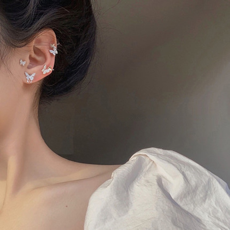 Anting Tusuk Silver Model Kupu-Kupu Kecil Untuk Wanita | Anting Klip Tanpa Tindik Untuk Tulang Telinga | Aksesoris Rambut Untuk Wanita | Anting Bahan Stainless Steel | Kotak Hadiah Untuk Hadiah