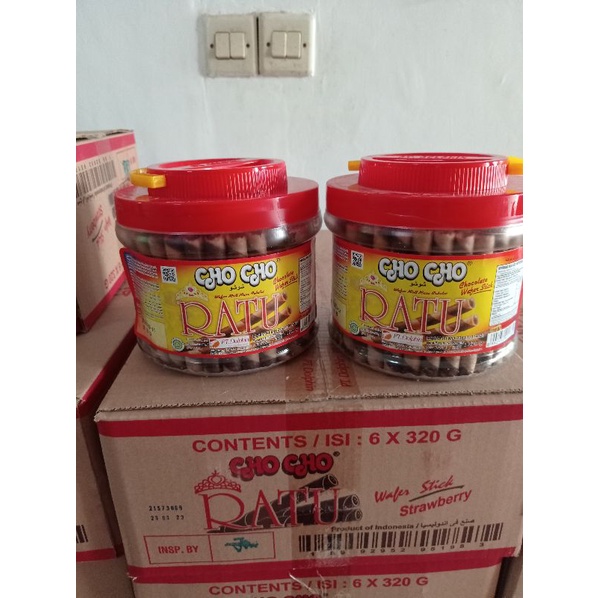 Jual Cho Cho Wafer Stick Ratu Karton X Gr Indonesia Shopee Indonesia