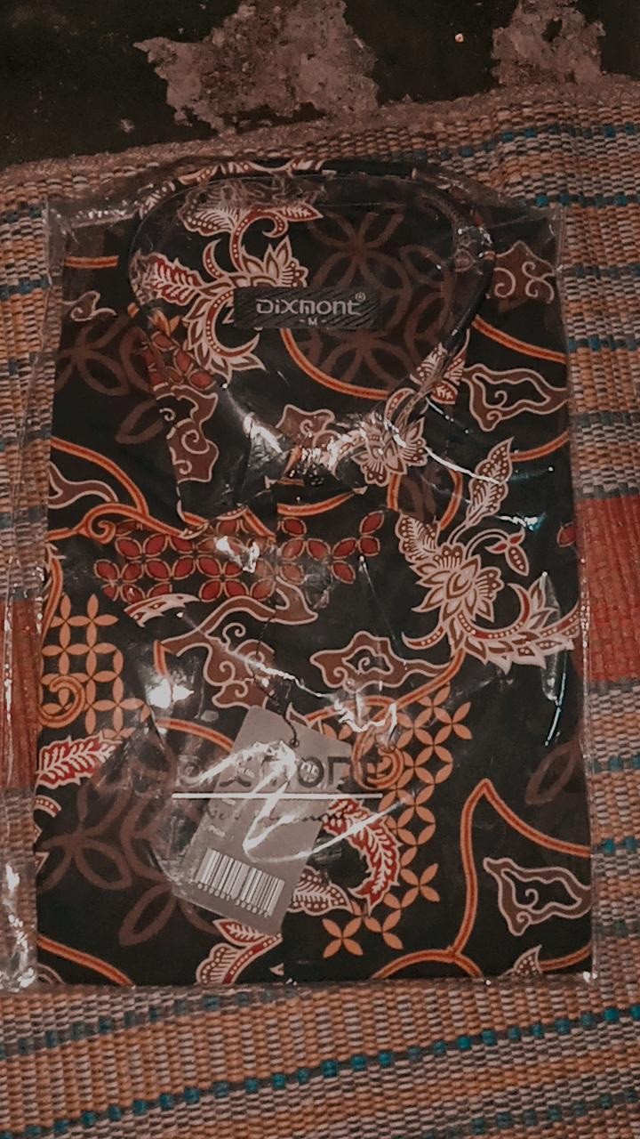 Kemeja Batik Pria Lengan Pendek Bs96 Katun Motif Modern Dixmont Semi Slimfit Premium