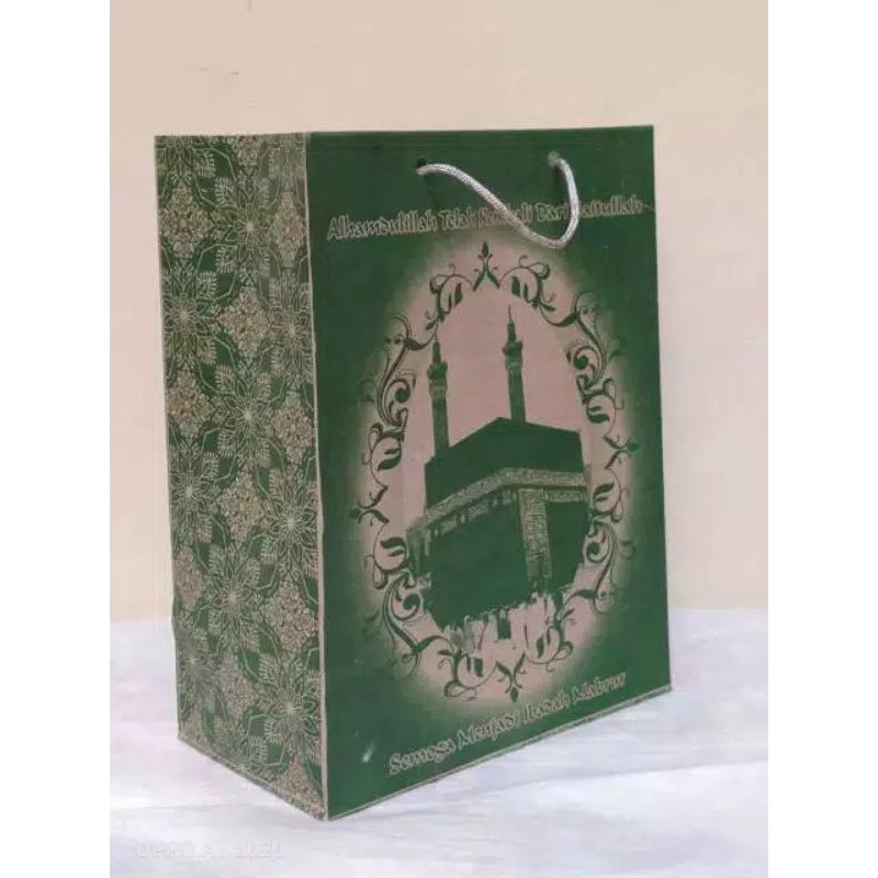 

Paper Bag Haji Dan Umrah Tas Souvenir Haji Umrah