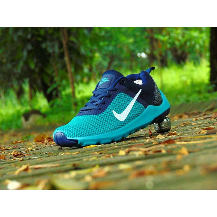 cari sepatu nike original