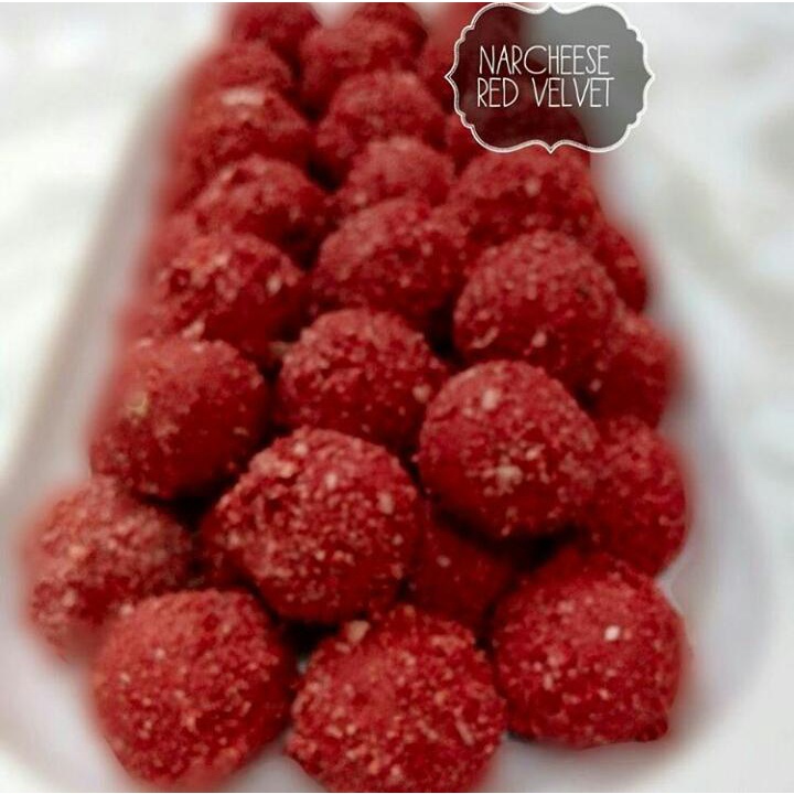 

NASTAR CHESEE RED VELVES