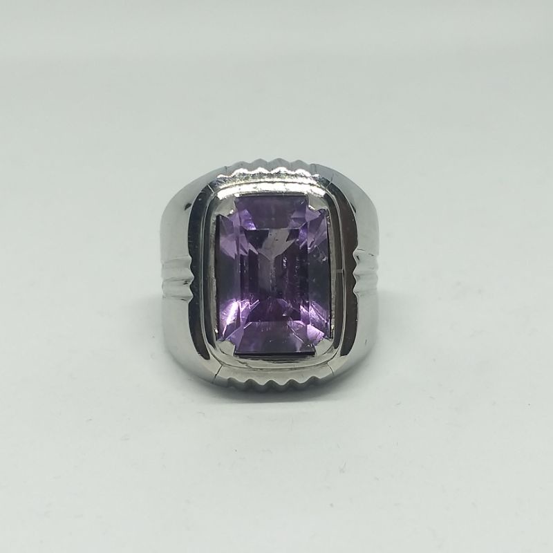 Amethys Bungur Tanjung Bintang cutting elegan.