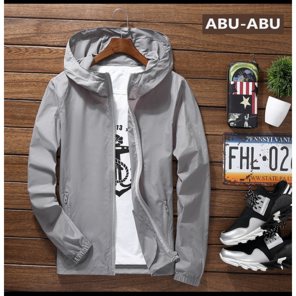 Jaket  Ukuran S/M/L/XL Jaket Olahraga Anti UV/Air/Angin Untuk Pria dan Wanita