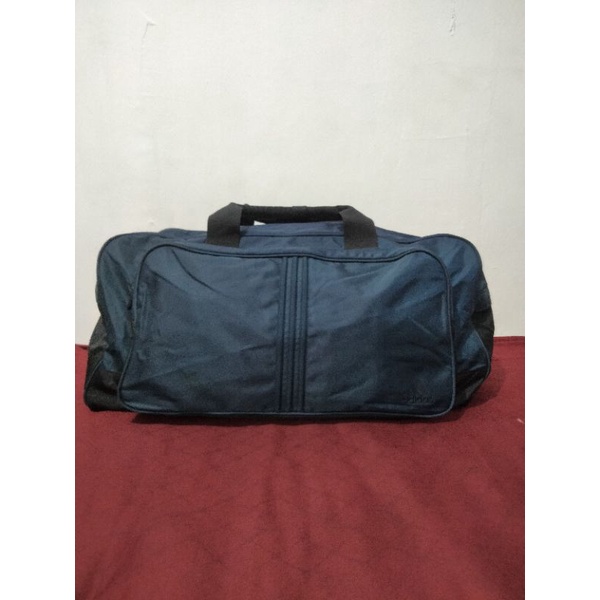 Adidas Tas minggat size jumbo second bekas preloved