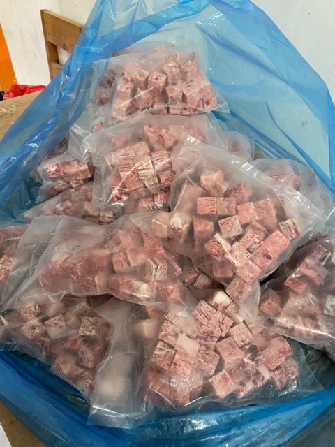 Daging Beef Wagyu Saikoro Cubes Meltique FRESH CUT! 1 Kg