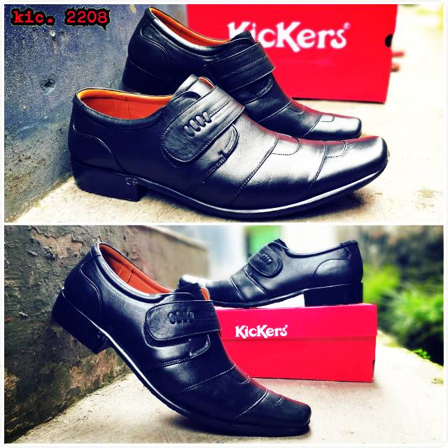Sepatu Pantofel Kickers pria