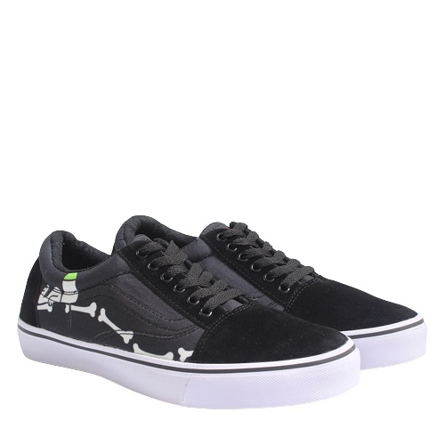 BISA COD Sepatu Pria Full Variasi Motif Keren Style Cowo Casual Sekolah Santai (PROMO TERBATAS)