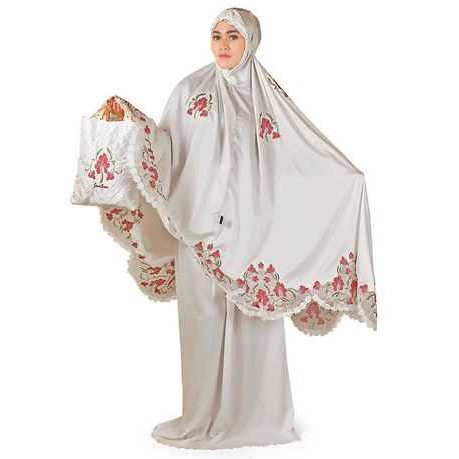 Mukena Motif Bunga Bahan Satin
