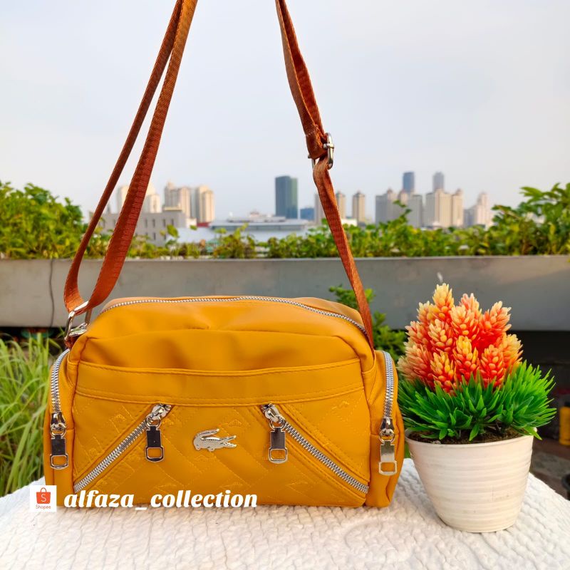 alfaza tas slempang wanita 5res kantong ukuran 24x17cm