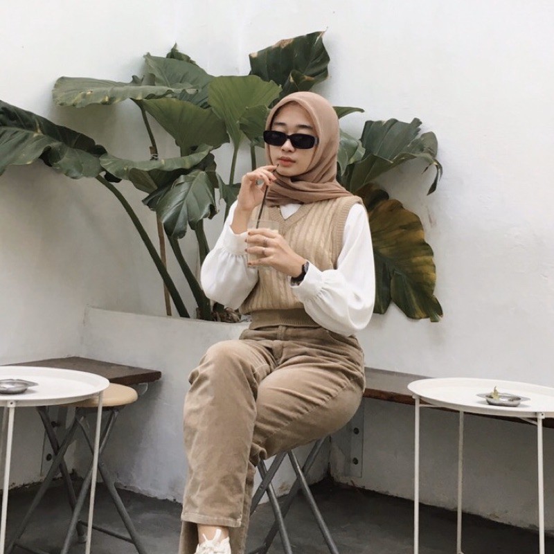 Vest Cable Vest Rajut Premium Hampers Vest Rompi Vest Cable Vest Rajut Premium Hampers Vest Rompi