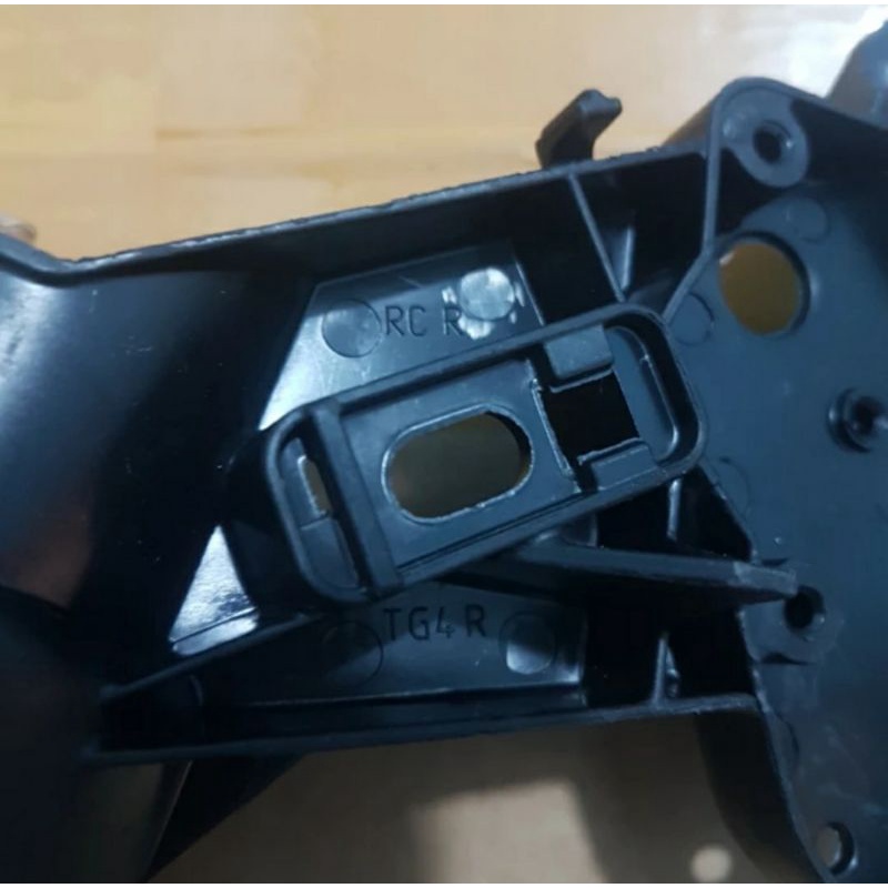 Breket Spion Dudukan Spion Honda Brio Satya dan Mobillio (Kanan)