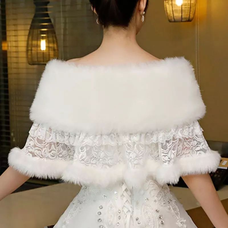 Cape/ wedding bolero bulu with lace