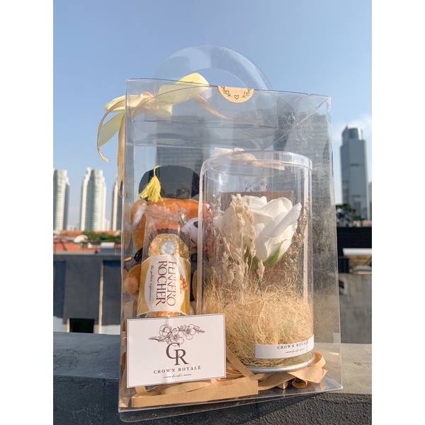 

GRADUATION GIFT PACKAGE / HAMPERS GRADUATION