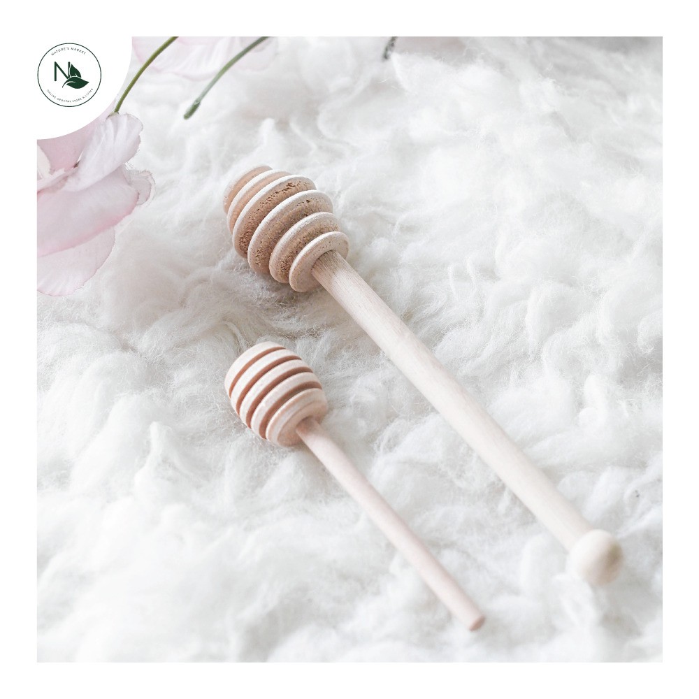 

La Dame Honey Dipper