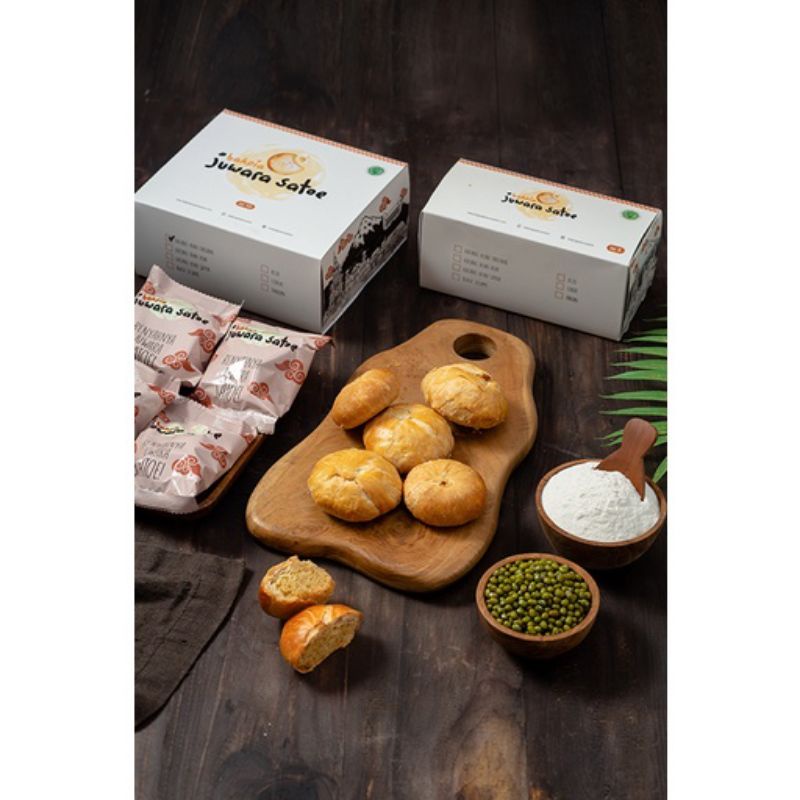 

Bakpia Juwara Satoe Lacang Hijau Original