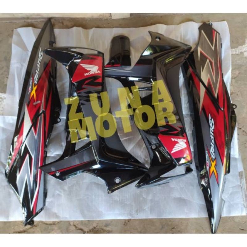 Cover Bodi dan sayap supra x 125 betmen 2010 hitam