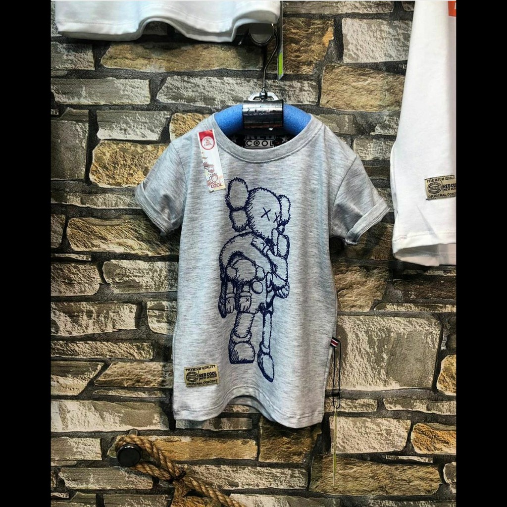 KAOS KAWS KIDS (KAOS KAWS ANAK)