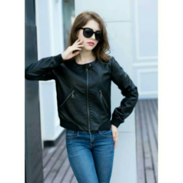 Jaket semi kulit cewek M60