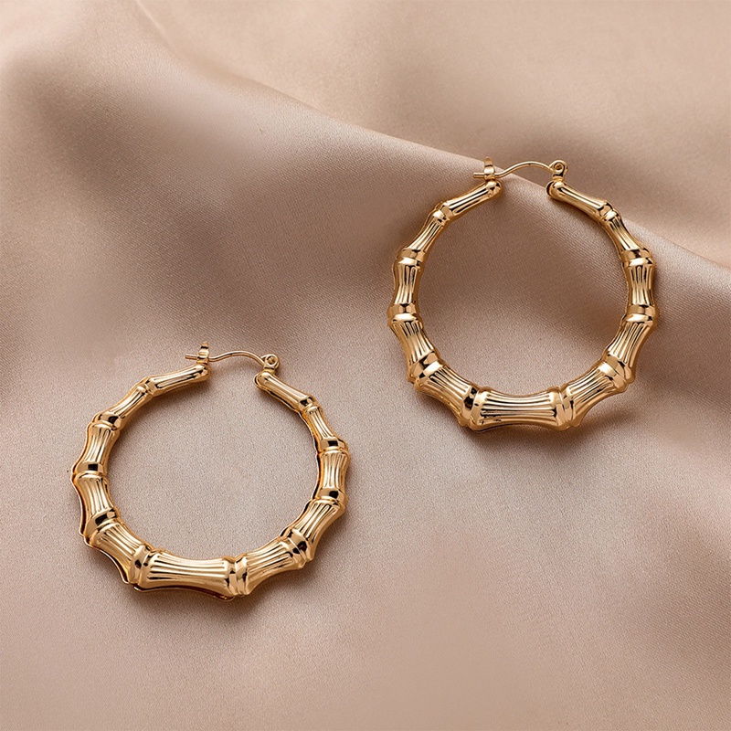 Set Anting Bulat Besar Lapis Emas Gaya Hip Hop Untuk Wanita