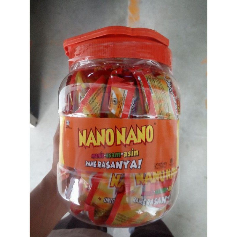 

Permen Nano Nano kemasan toples isi 30 sct