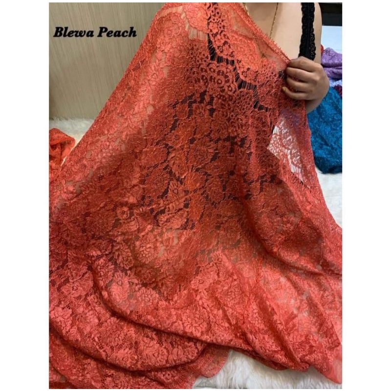 Brokat / Brukat Semi Italy YSL Outline Laminate Metalik Ukuran 1,5 Meter ( Grade B Riject Halus )