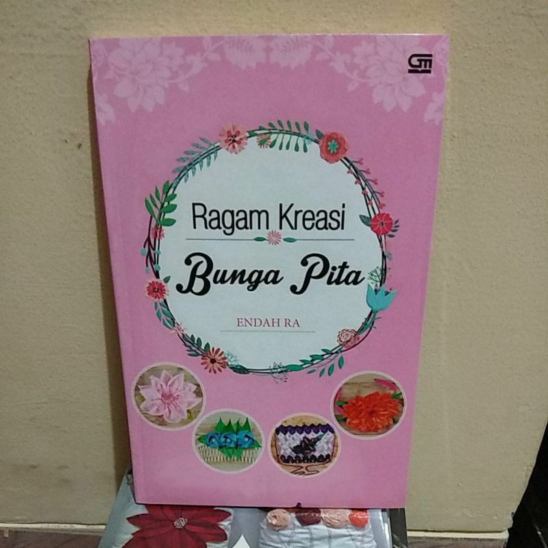 

Ragam kreasi bunga pita