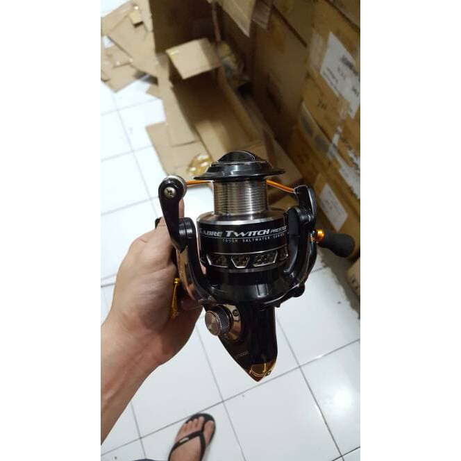 Flash tahun Baru REEL PIONEER SABRE TWITCH ST-2000 UmbudiShop