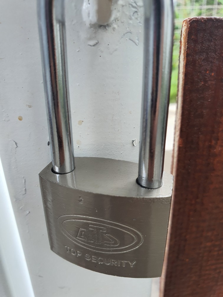 Gembok 40 Mm Ats Panjang