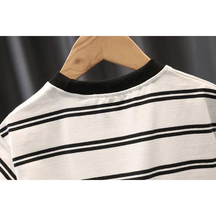 ananakstore- SETELAN PENDEK UNISEX motif salur white black/0-5 tahun/ baju anak IMPOR KOREA PREMIUM