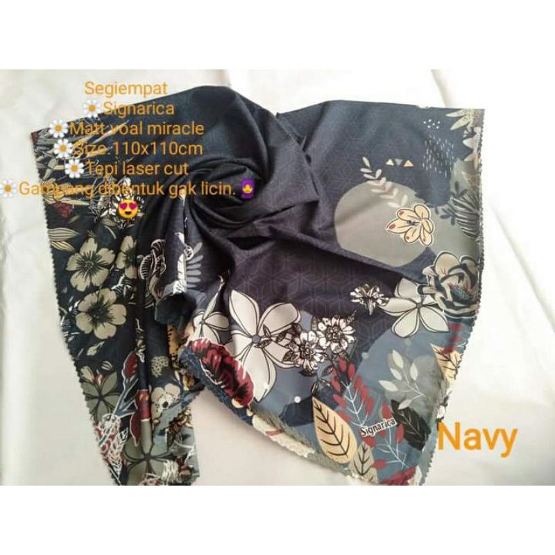 Jilbab segi empat signarica motif