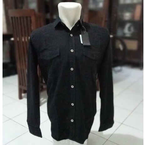 kemeja hitam casual Emba Original