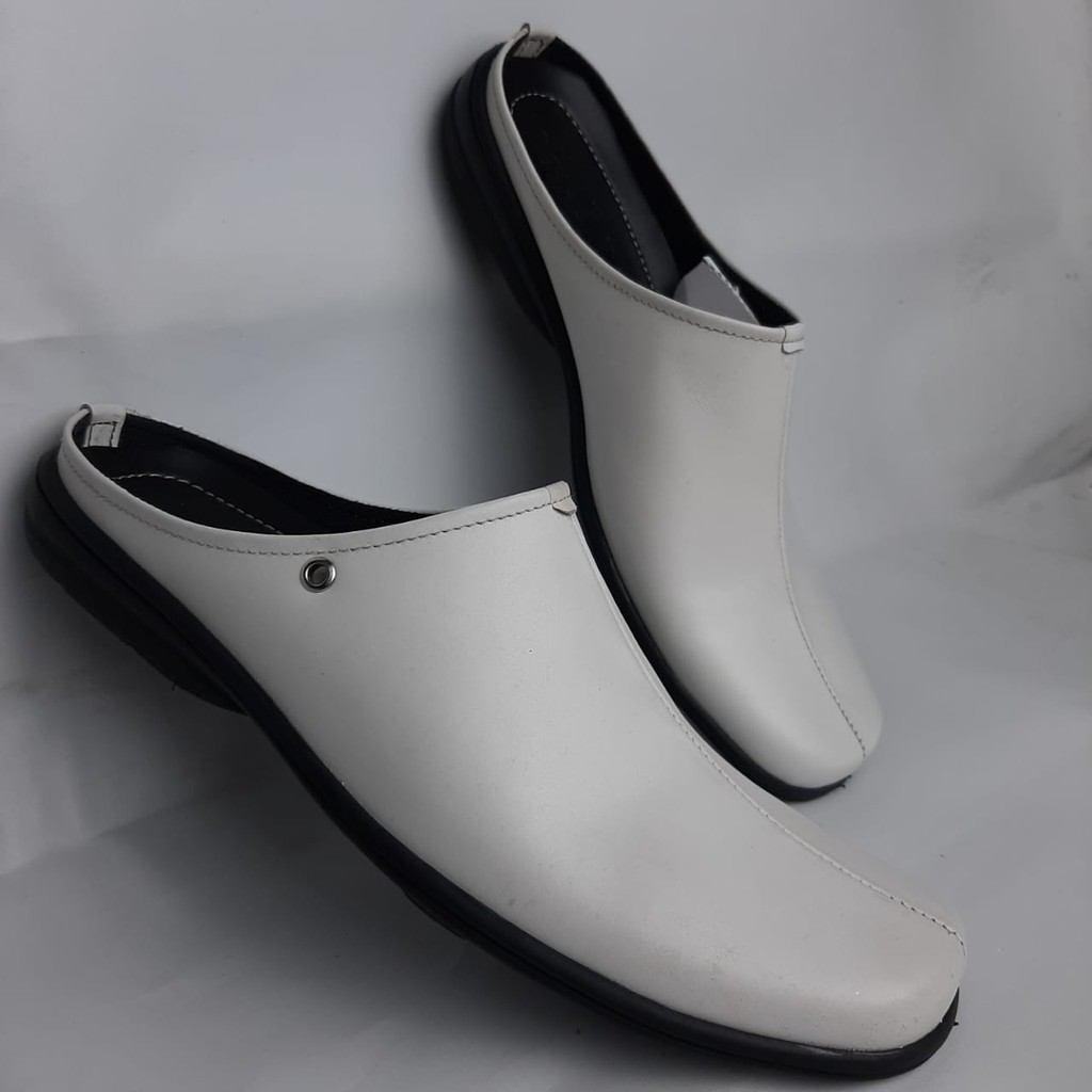 Sepatu Asli Kulit Bustong Hitam Slop Tutong Kulit Pria Asli Garut