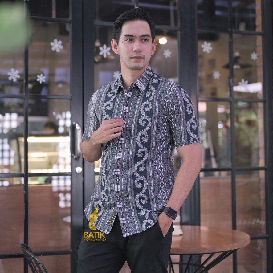 LARAKAN KEMEJA BATIK LENGAN PENDEK ATASAN BATIK MODERN ANAK MUDA HEM SLIMFIT BATIK SOLO PREMIUM BAJU
