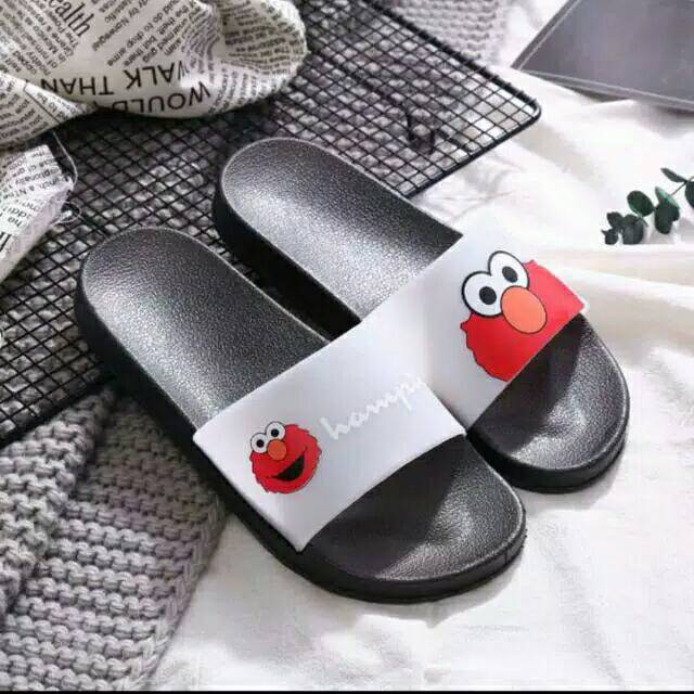 SENDAL ELMO HITAM POLOS 36-40