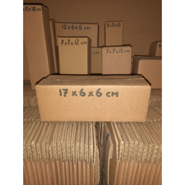 

Kardus 17x6x6 cm baru polos luar dalam