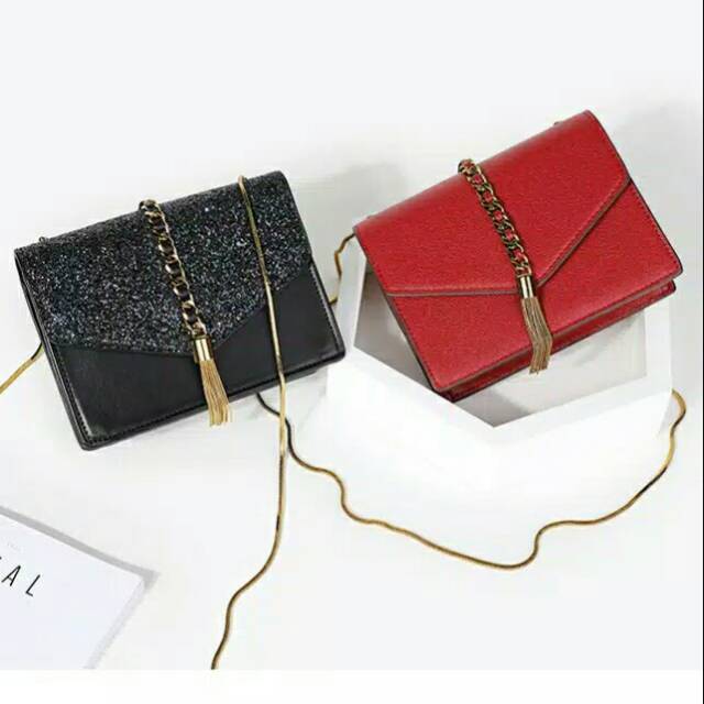 TAS CHARLES AND KEITH ENVELOPE TASSEL DETAIL BAG IMPORT