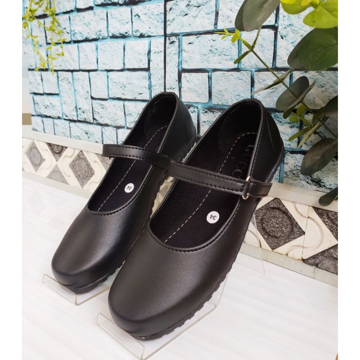 Sepatu Pantofel Anak Perempuan size 31-35 Kilap Cewek Rekat Hitam