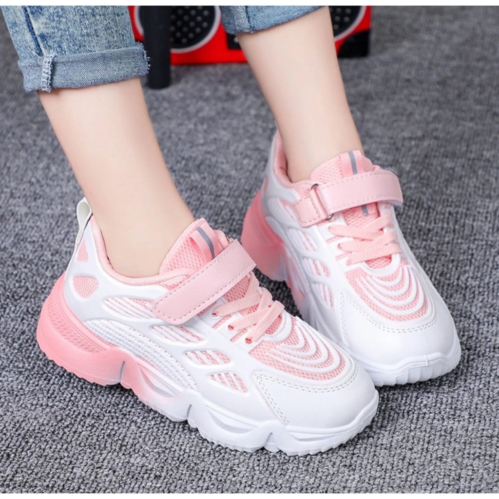 Sepatu Sneakers Anak Loli Velcro FS277