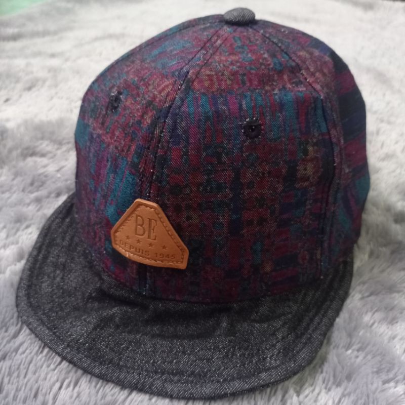 TOPI BRAND BASIC ELLE