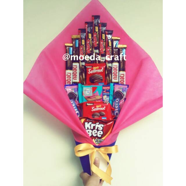 

Buket Snack Murah / Hadiah Wisuda Ultah