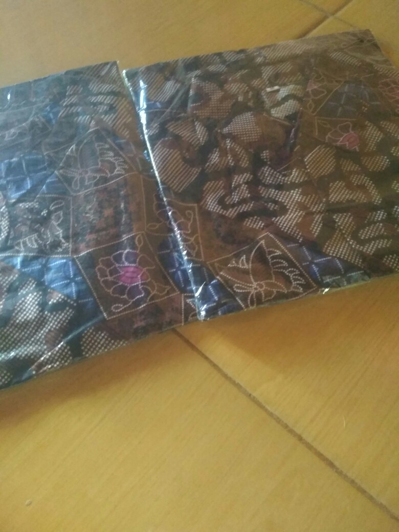 Maura Couple - Sania Ruffle Batik Couple