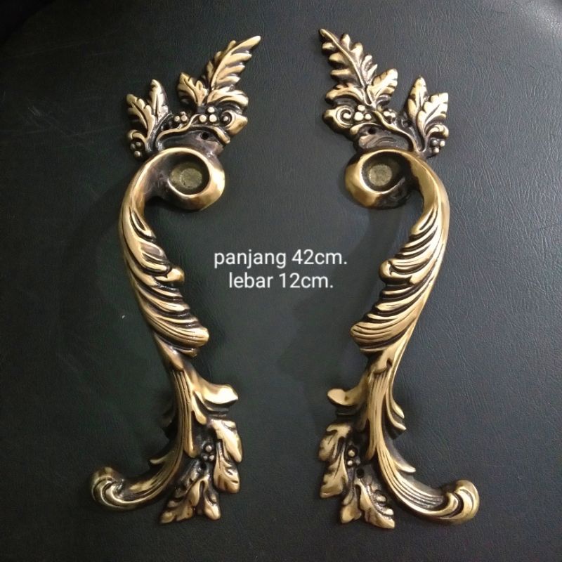 Handle pintu , gagang pintu motif daun cakar antik diameter 42cm.